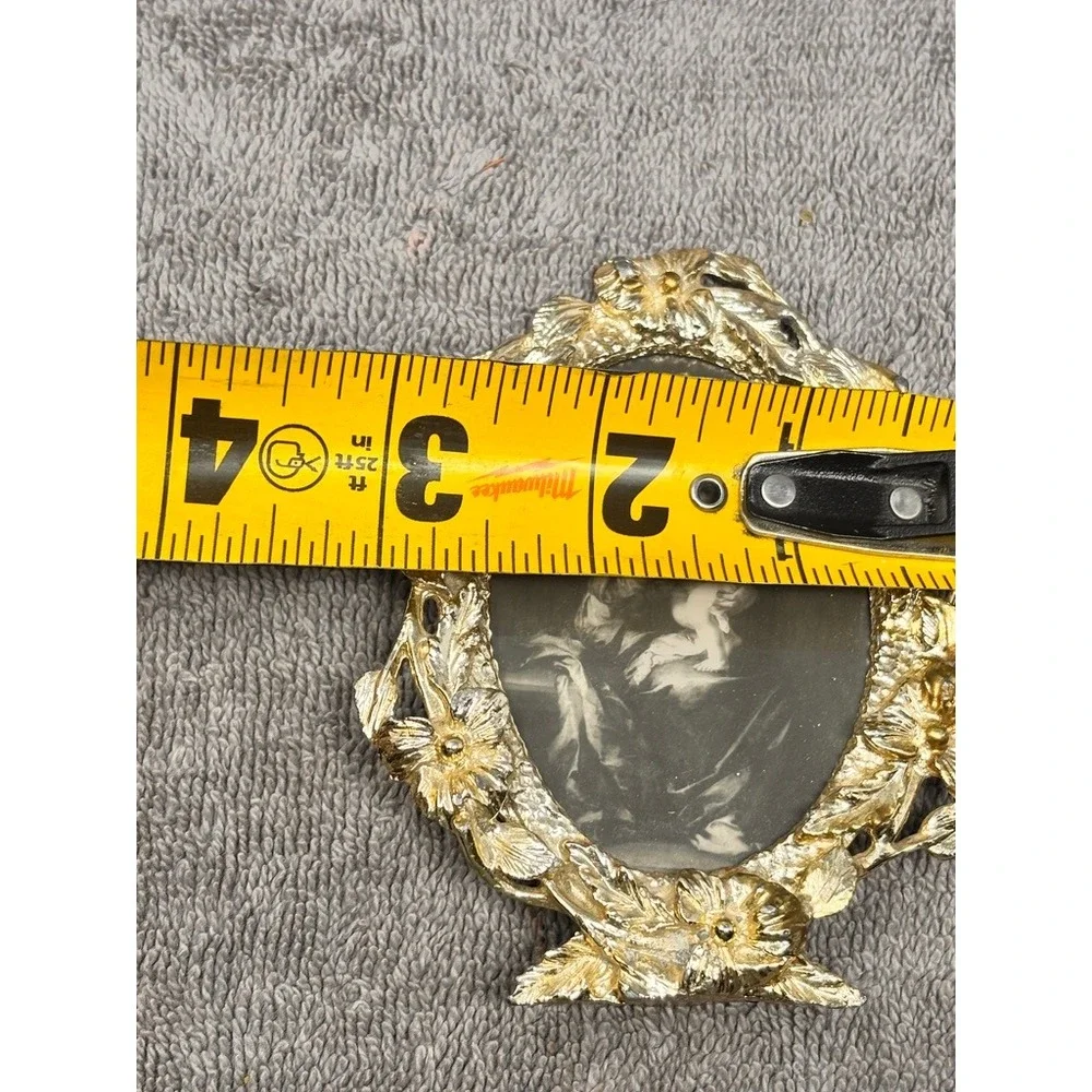 Vintage Gold Tone Floral Oval Mini Picture Frame Madonna Child Victorian Style